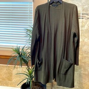 Dark Green Cardigan with Pockets, 1X